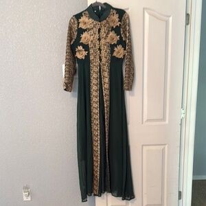 Elegant Green and Gold Lace Dress 

Tag says size L, but fits like a M.